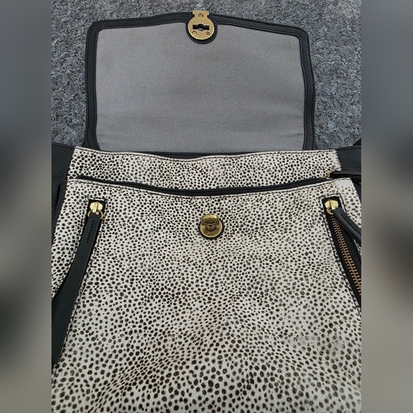 Fossil Amelia Crossbody/backpack - Picture 6 of 14